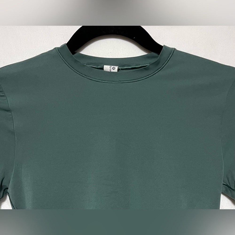 NEW Lululemon Crewneck Cropped T-Shirt Yoga Activewear Workout Gym Running Top - Picture 9 of 14